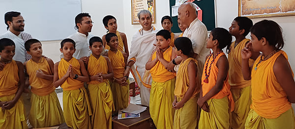 ISKCON Gurukul - Vrindavan 11.10.2024